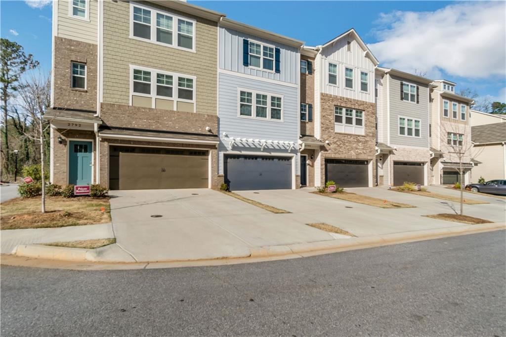 2794 White Oak Lane - Photo 1