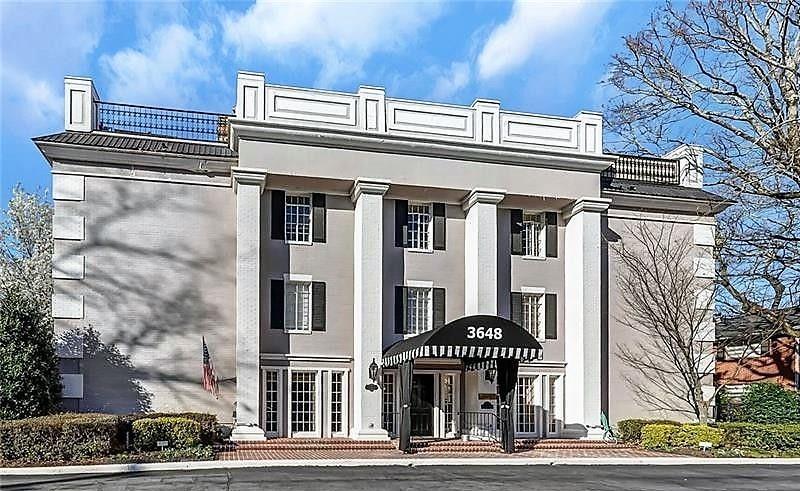3648 Peachtree Road - Photo 1