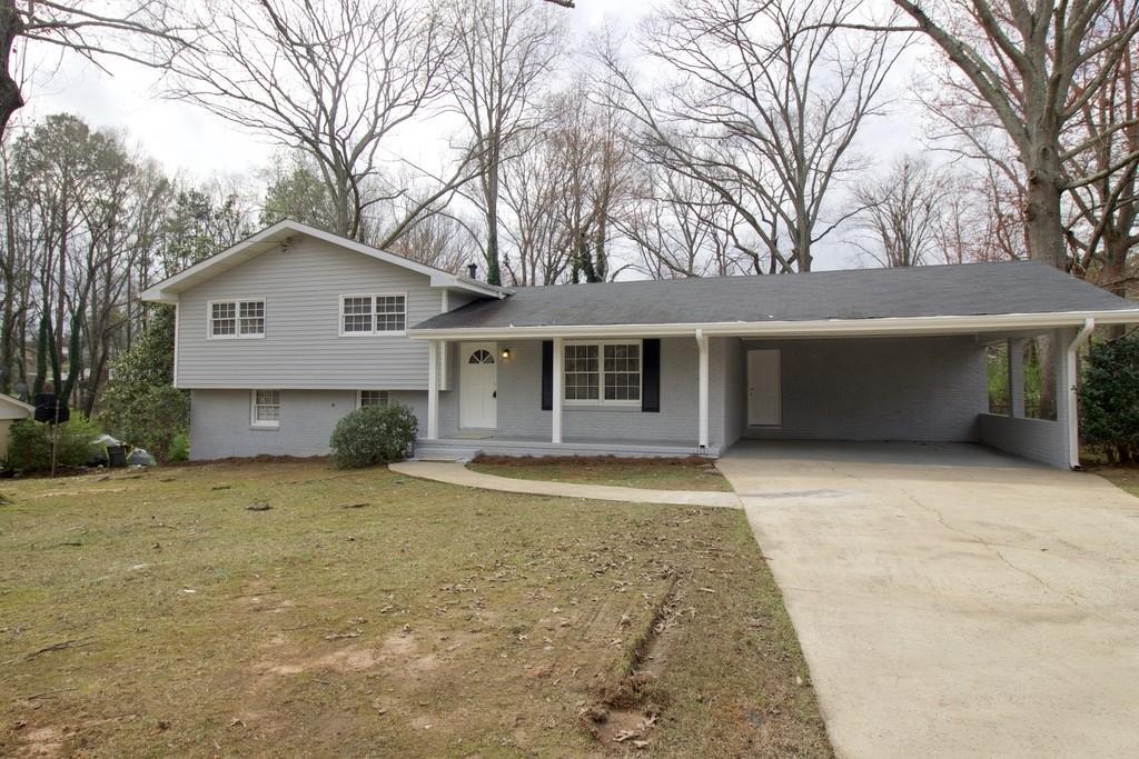 5555 Stewart Woods Drive - Photo 1