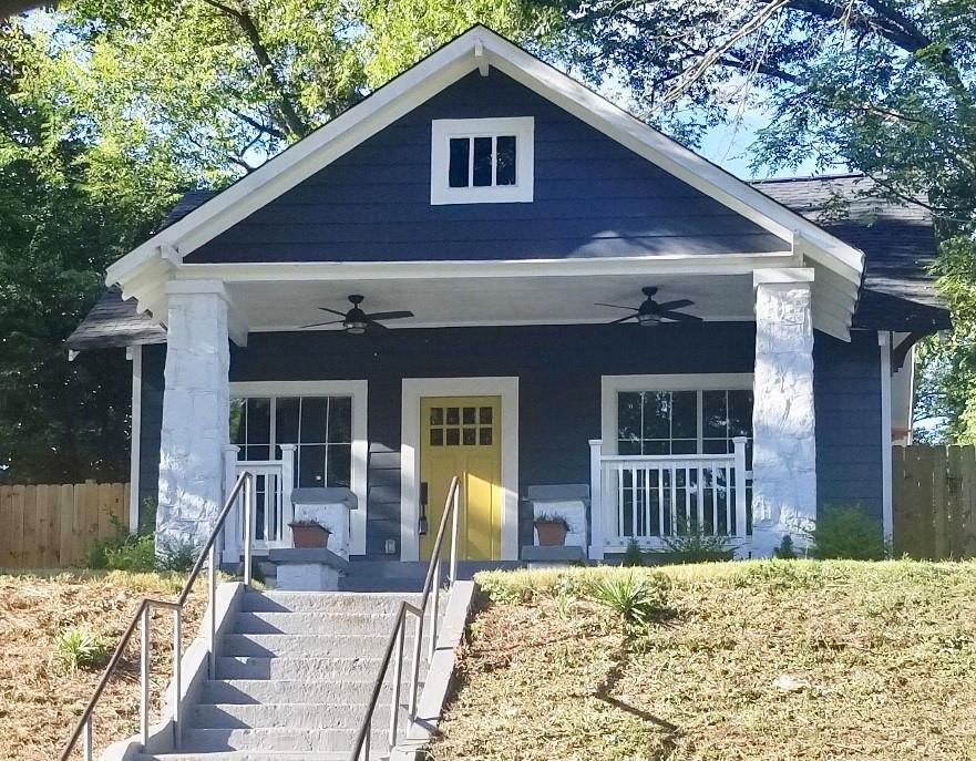 1447 Beecher Street - Photo 1