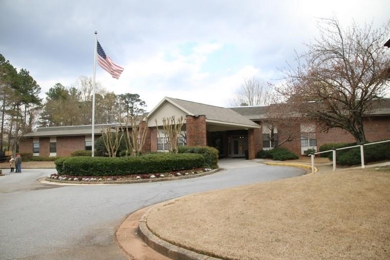 475 Mount Vernon Highway - Photo 1