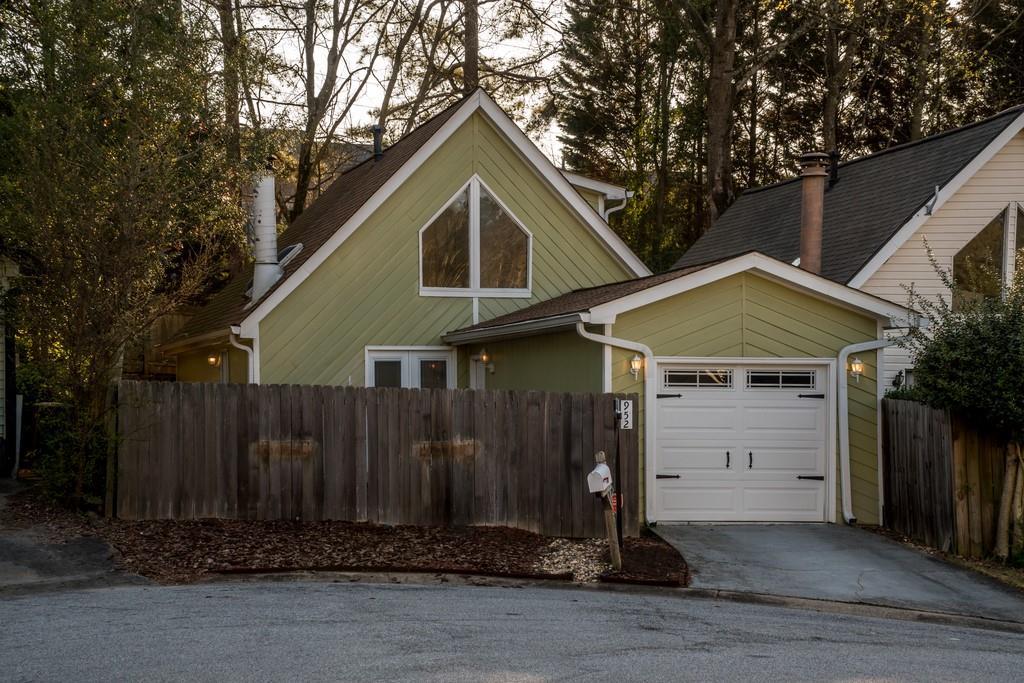 952 Bobcat Court - Photo 1