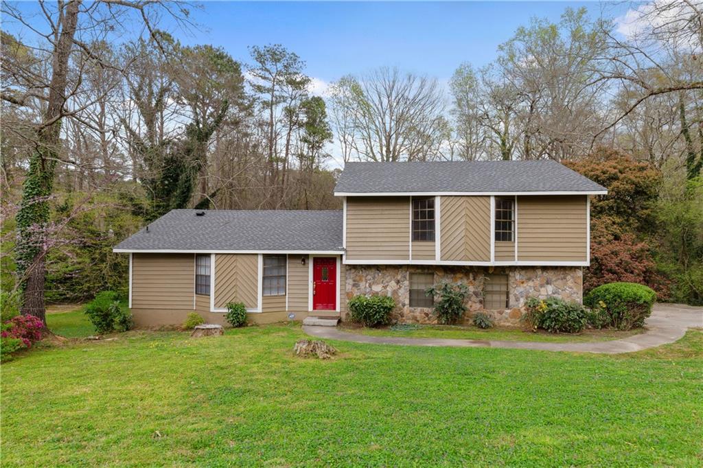 494 Stonehedge Drive - Photo 1