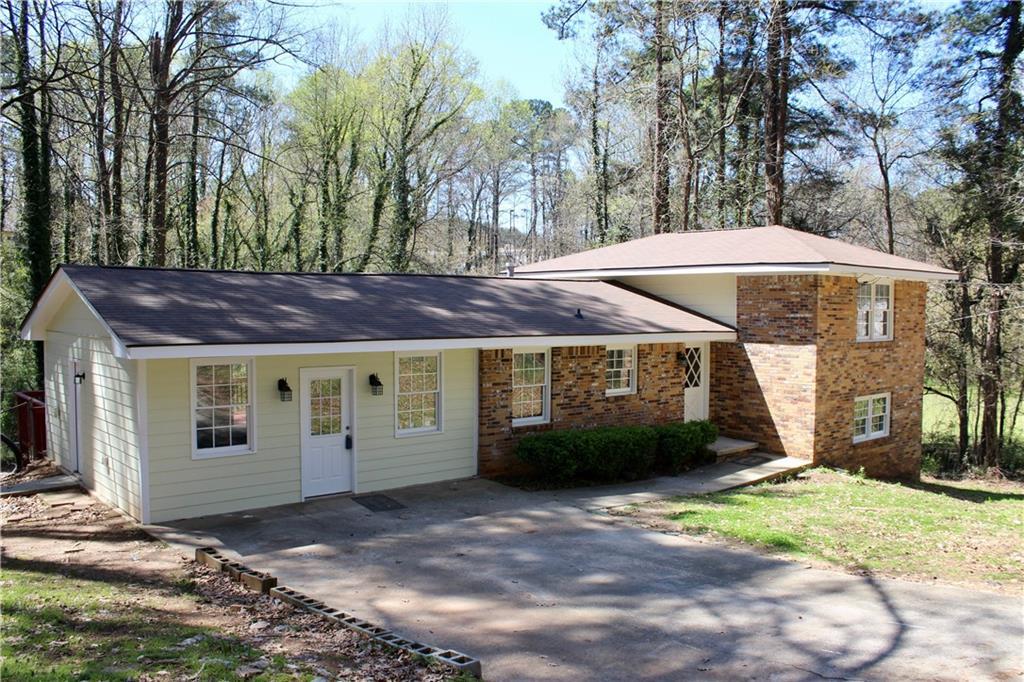 2715 Chicopee Drive - Photo 1
