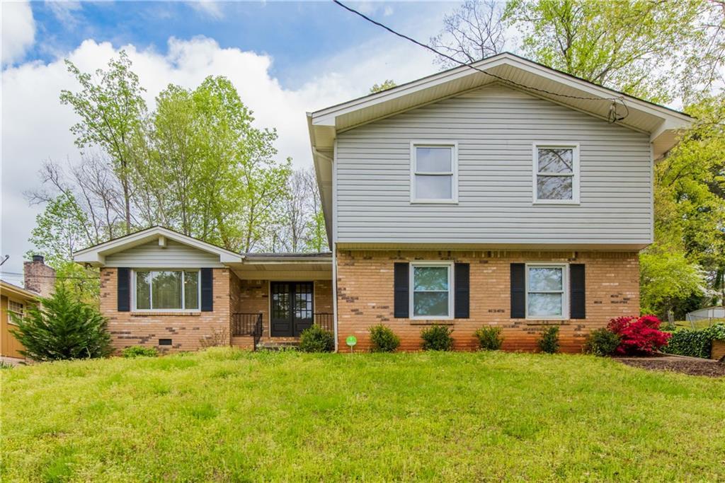 2260 Chevy Chase Lane - Photo 1