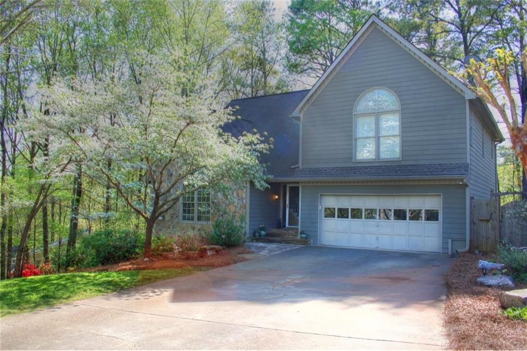 574 Berkeley Lane - Photo 1
