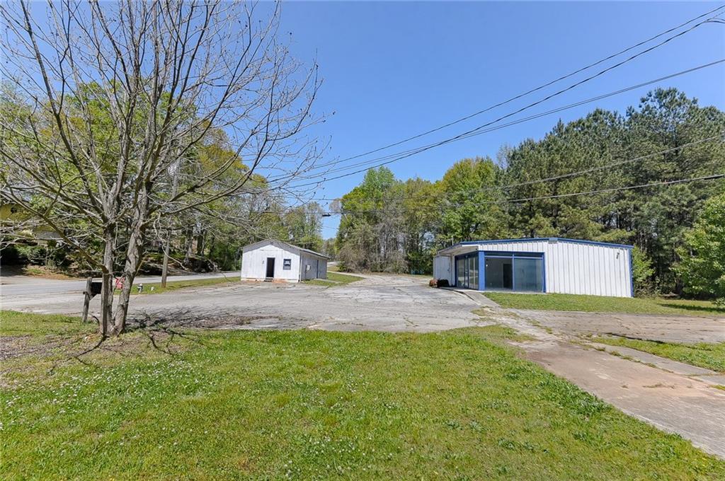 979 Sheppard Road - Photo 1