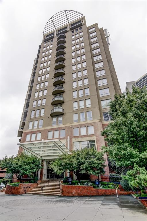 2626 Peachtree Road - Photo 1