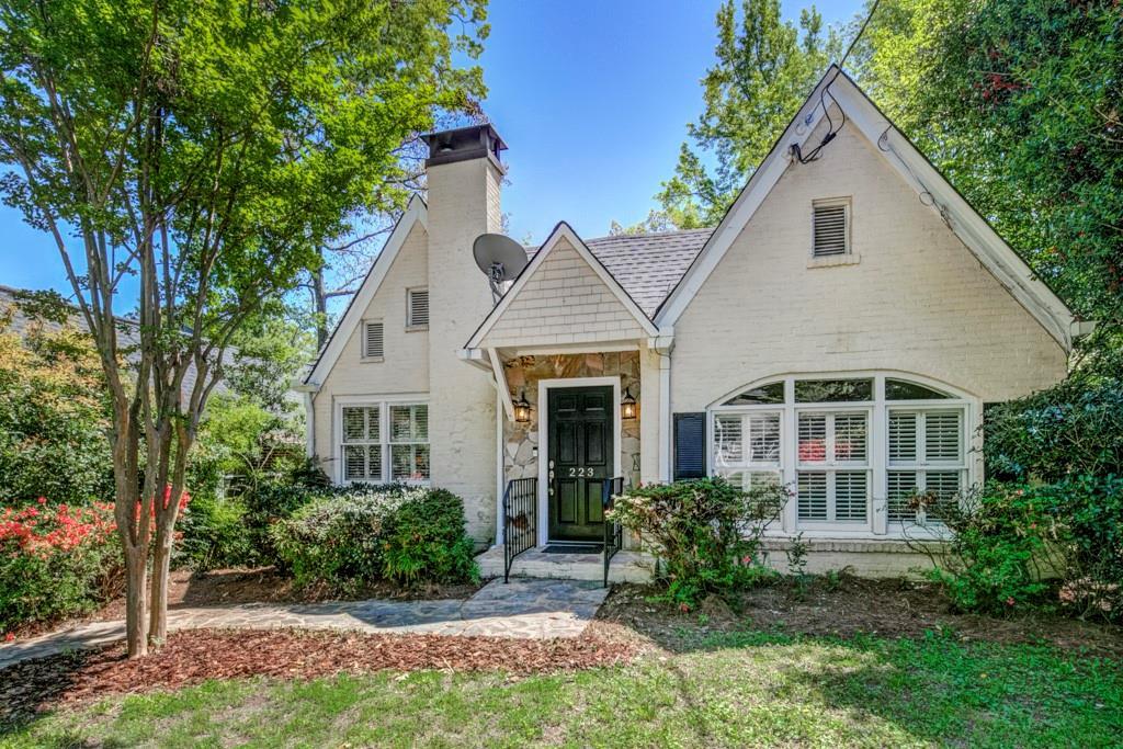 223 Wesley Road - Photo 1
