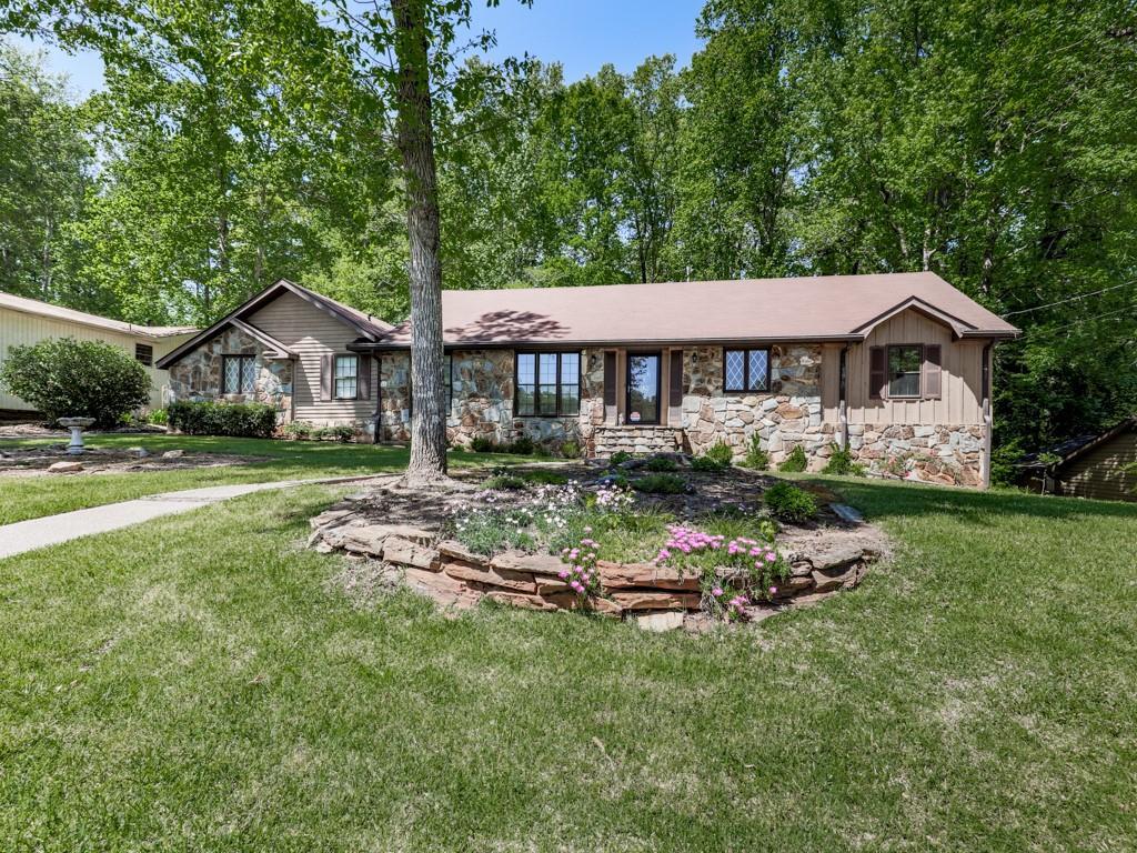 5263 Tall Oak Drive - Photo 1