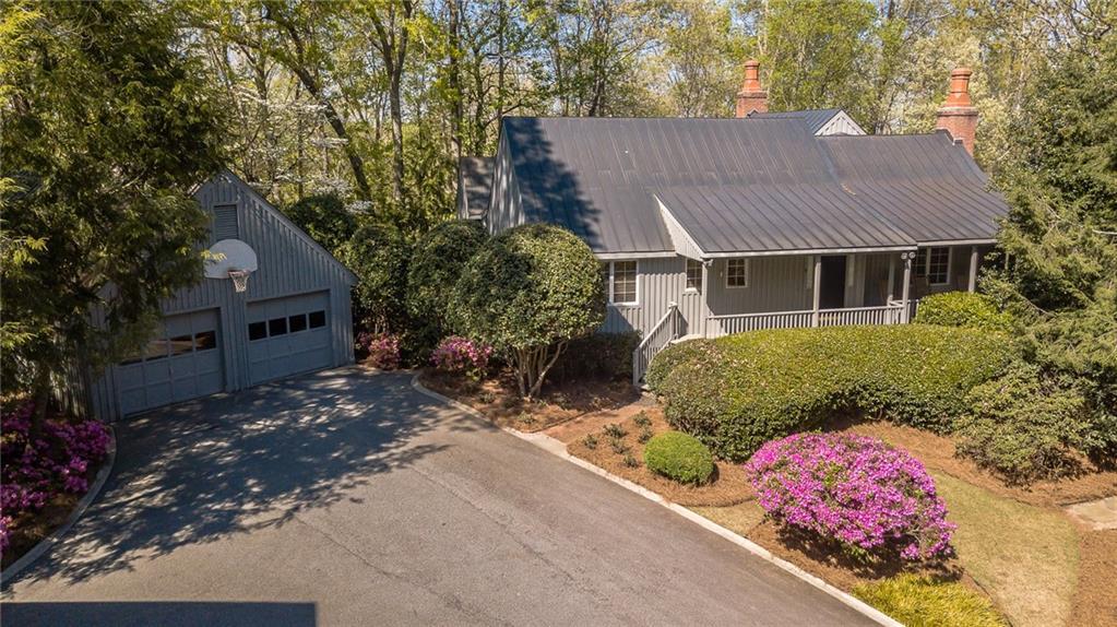 9135 Brumbelow Road - Photo 1