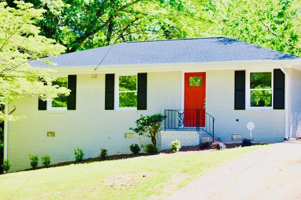 1206 Calhoun Avenue - Photo 1