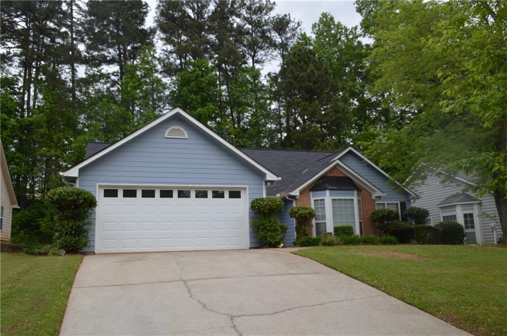 490 Paris Drive - Photo 1
