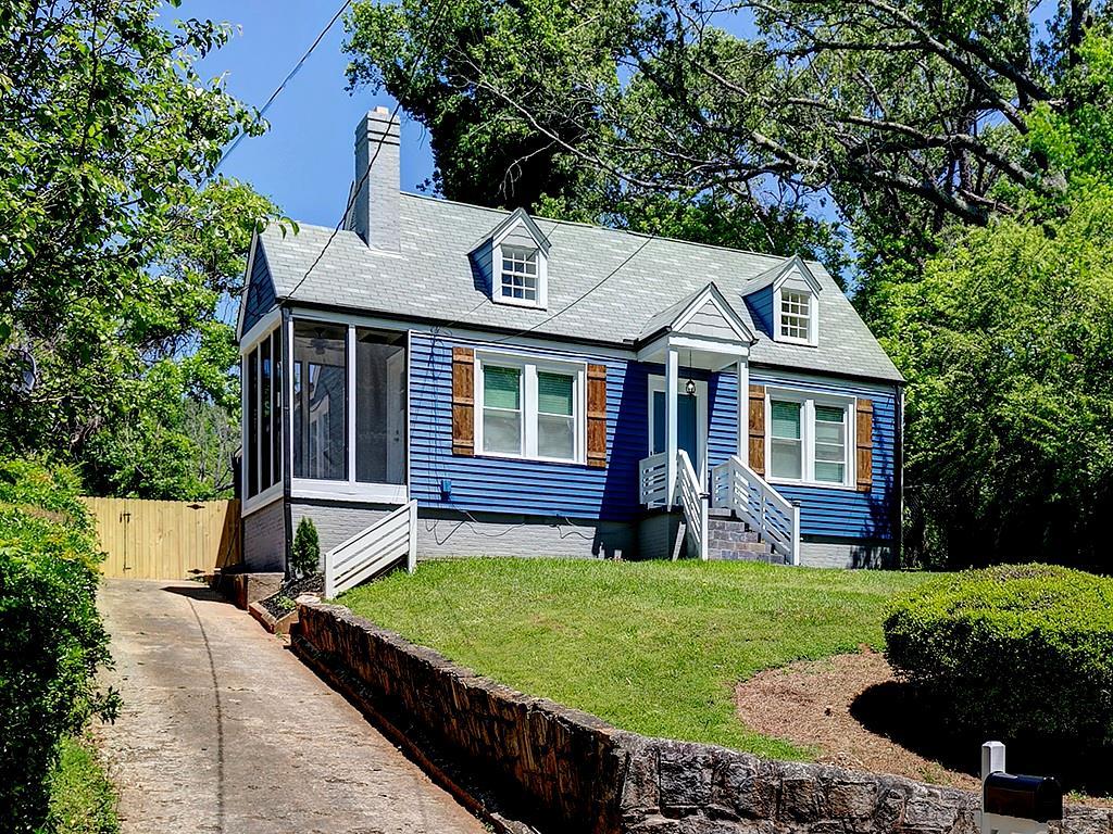 2149 Essex Avenue - Photo 1
