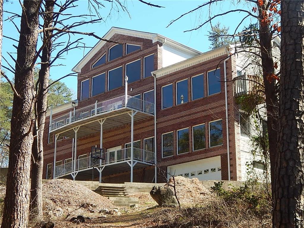 2390 Peachtree Road - Photo 1