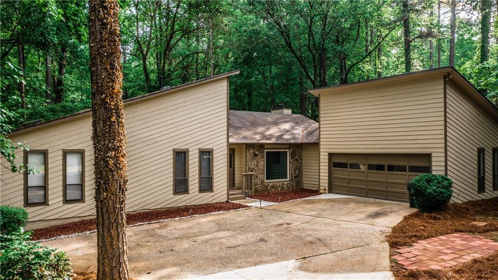 8995 Martin Road - Photo 1