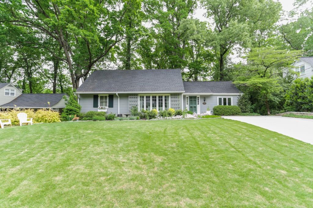 2561 Ridgewood Terrace - Photo 1