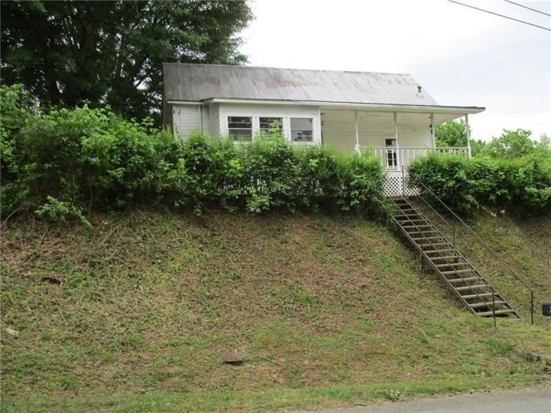341 Spring Street - Photo 1