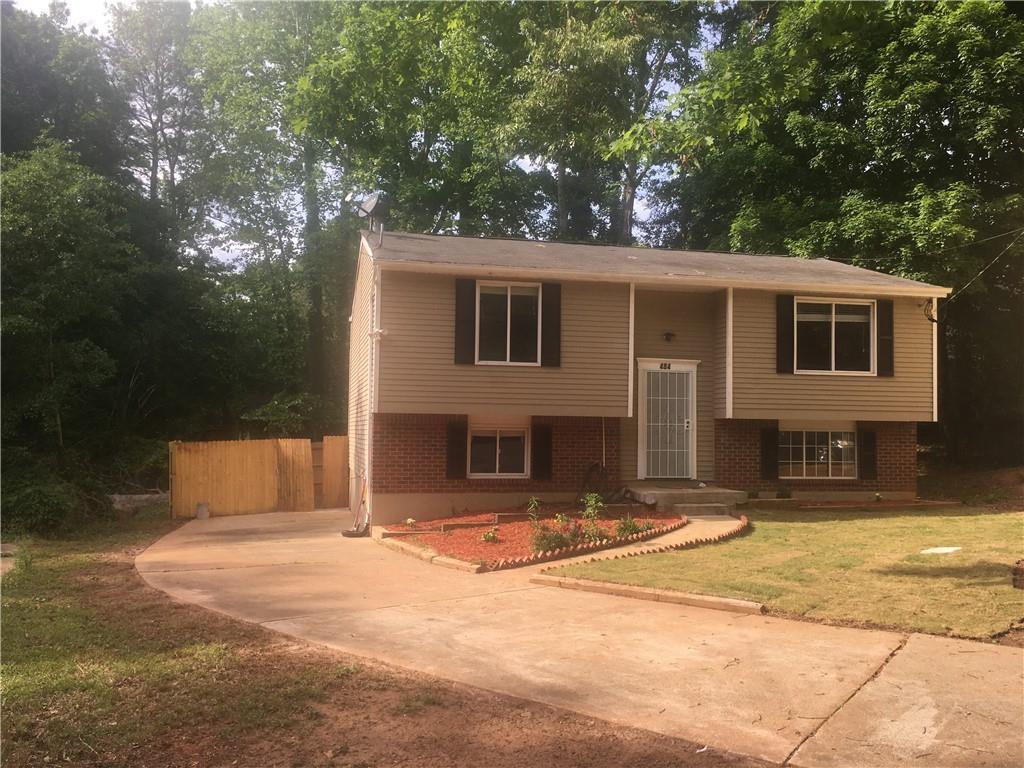 484 Village Square Court - Photo 1