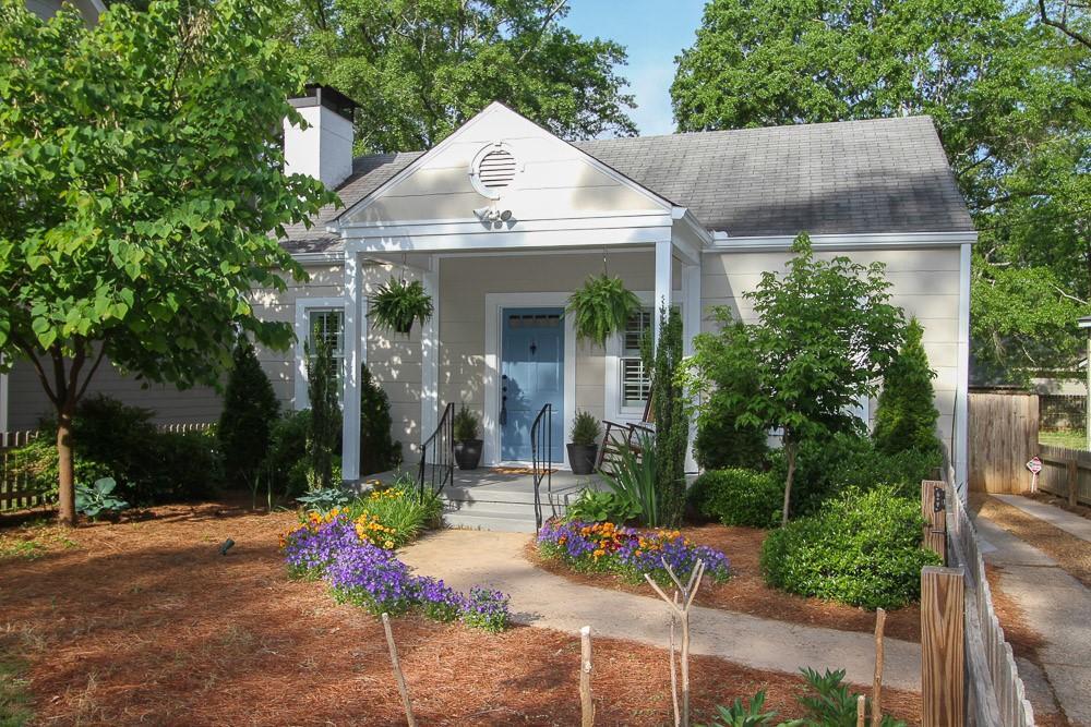 837 Lake Drive - Photo 1