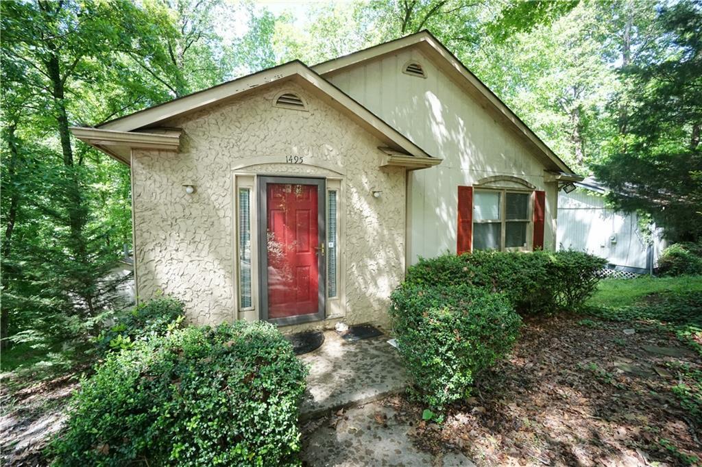 1495 Lakeside Trail - Photo 1