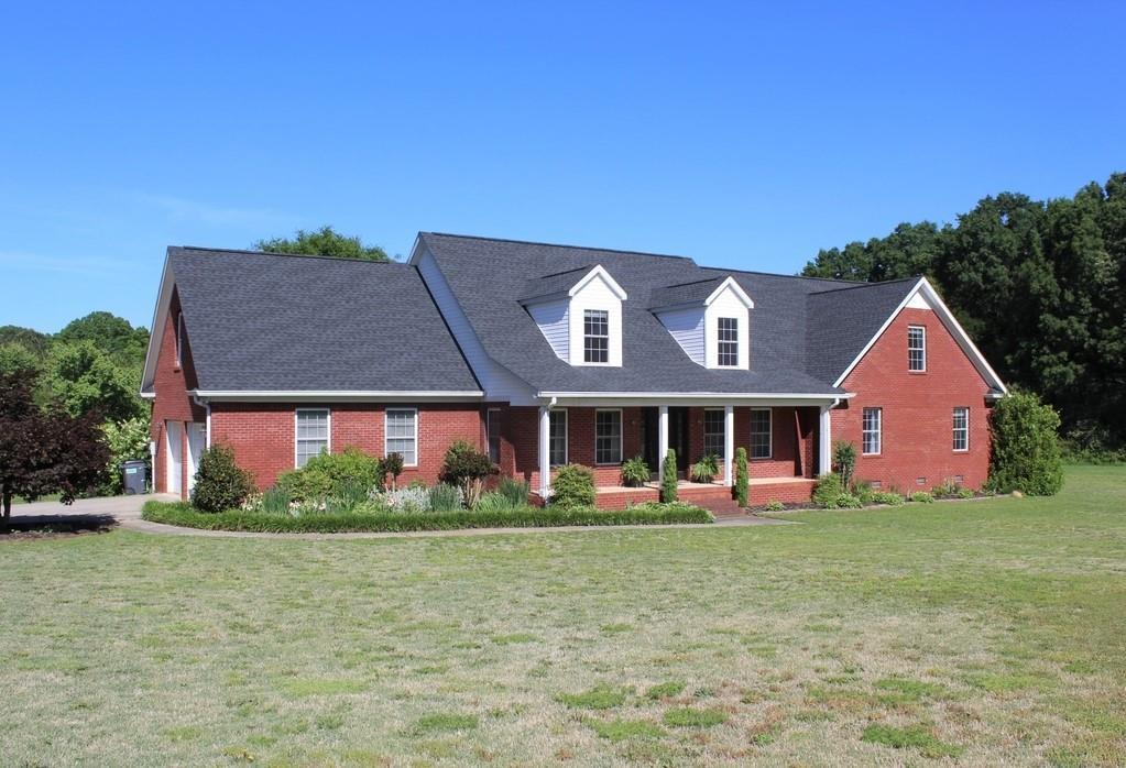 12 Joy Lane - Photo 1