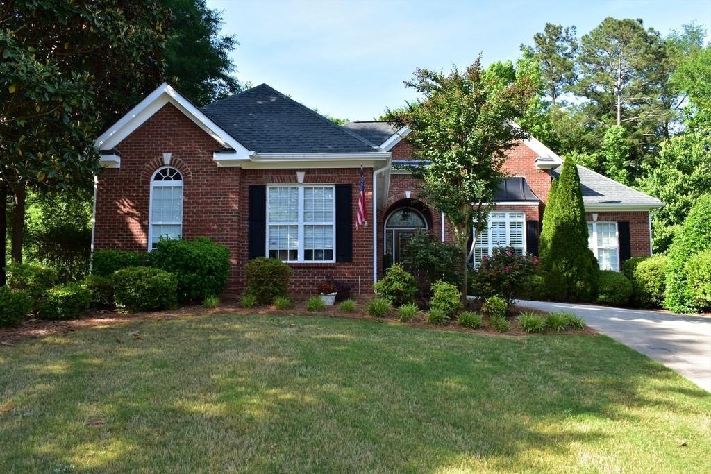 5770 Wembley Drive - Photo 1