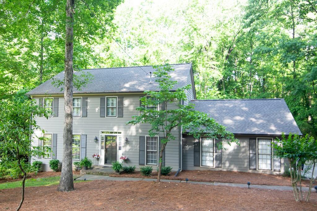 5723 Crestwood Drive - Photo 1