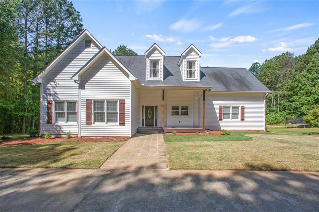 977 Snapping Shoals Road - Photo 1
