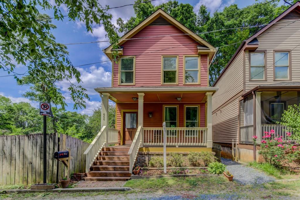 656 Narrow Avenue - Photo 1