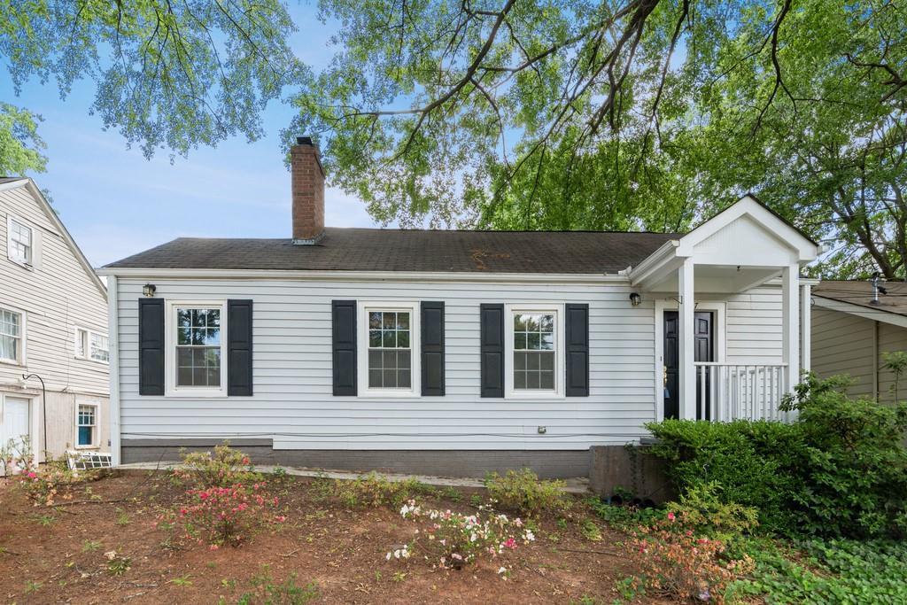 897 Emerson Avenue - Photo 1