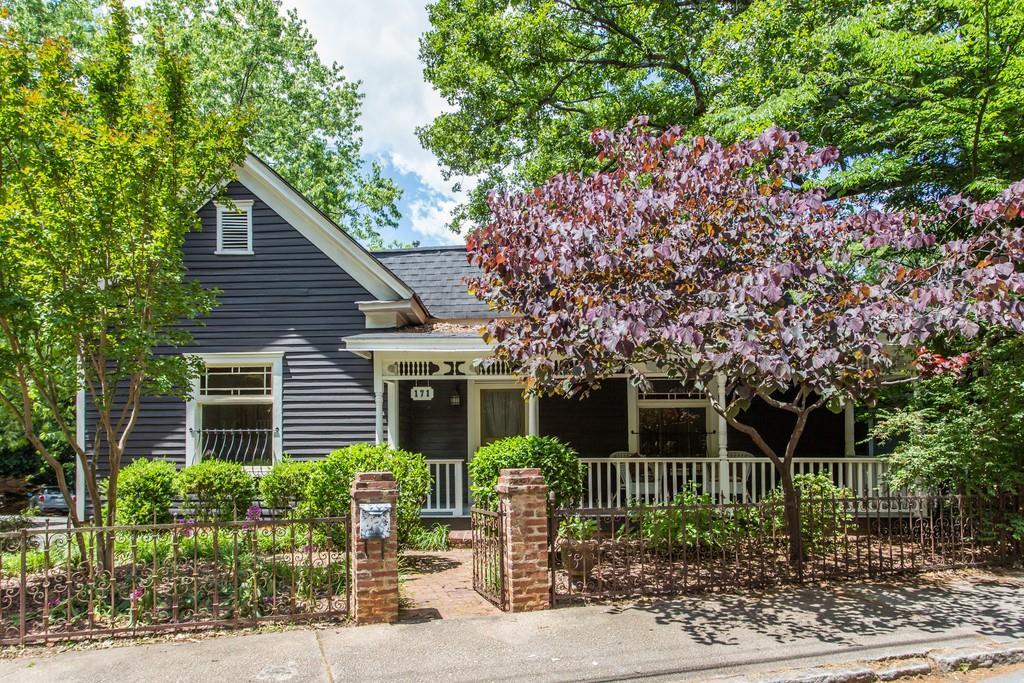 171 Powell Street - Photo 1