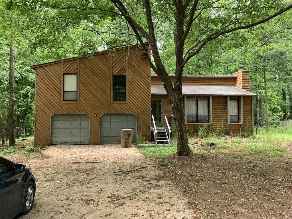 702 Talemwood Court - Photo 1