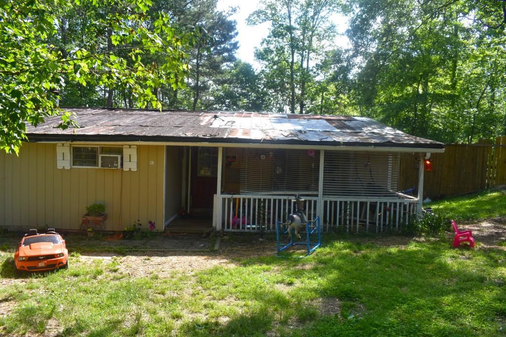 131 Ridgeway Court - Photo 1