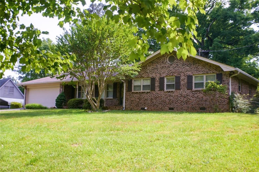 2711 Hickory Trail - Photo 1
