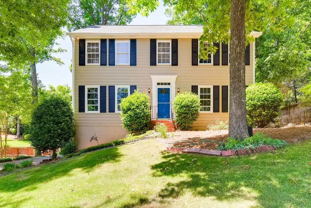 3365 Chestnut Creek Drive - Photo 1