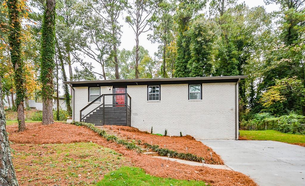 2482 Bouldercliff Way - Photo 1