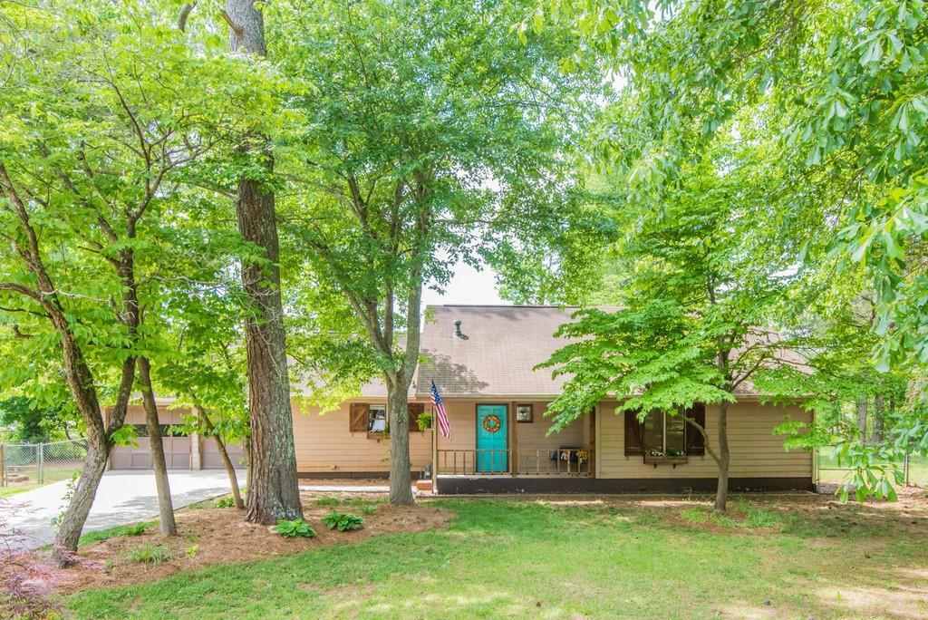 806 Flint Court - Photo 1