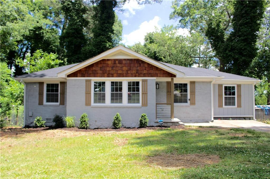 2130 Seavey Drive - Photo 1