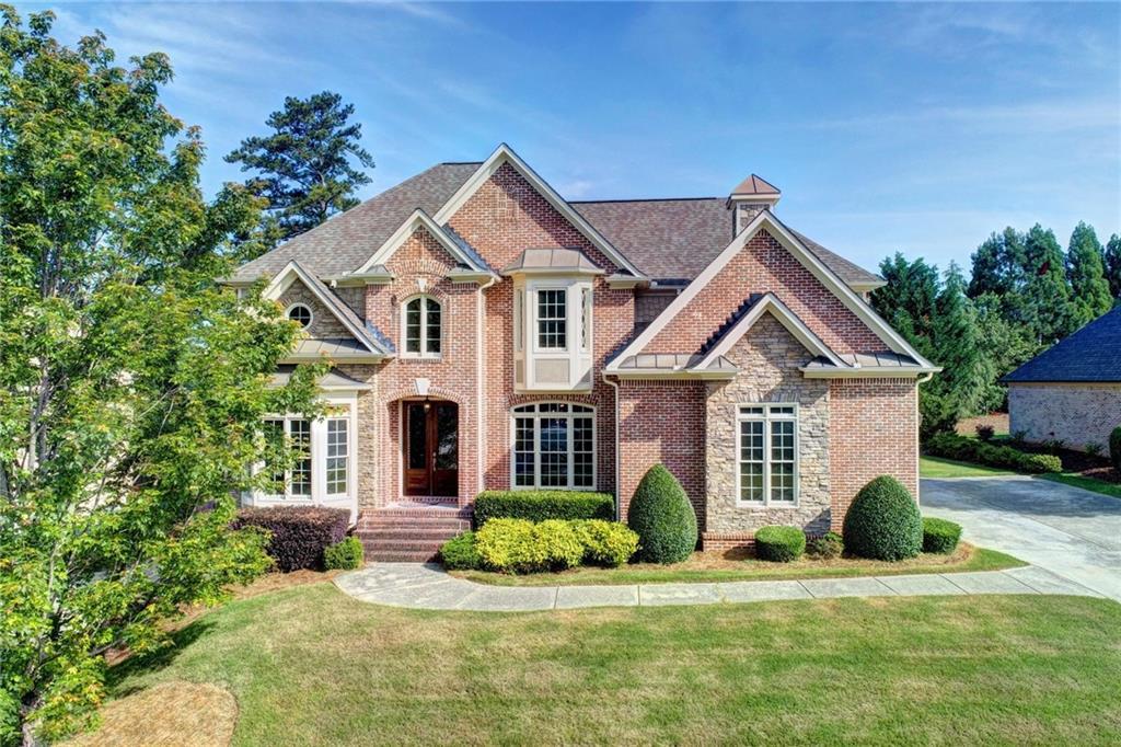 1090 Windsor Creek Drive - Photo 1