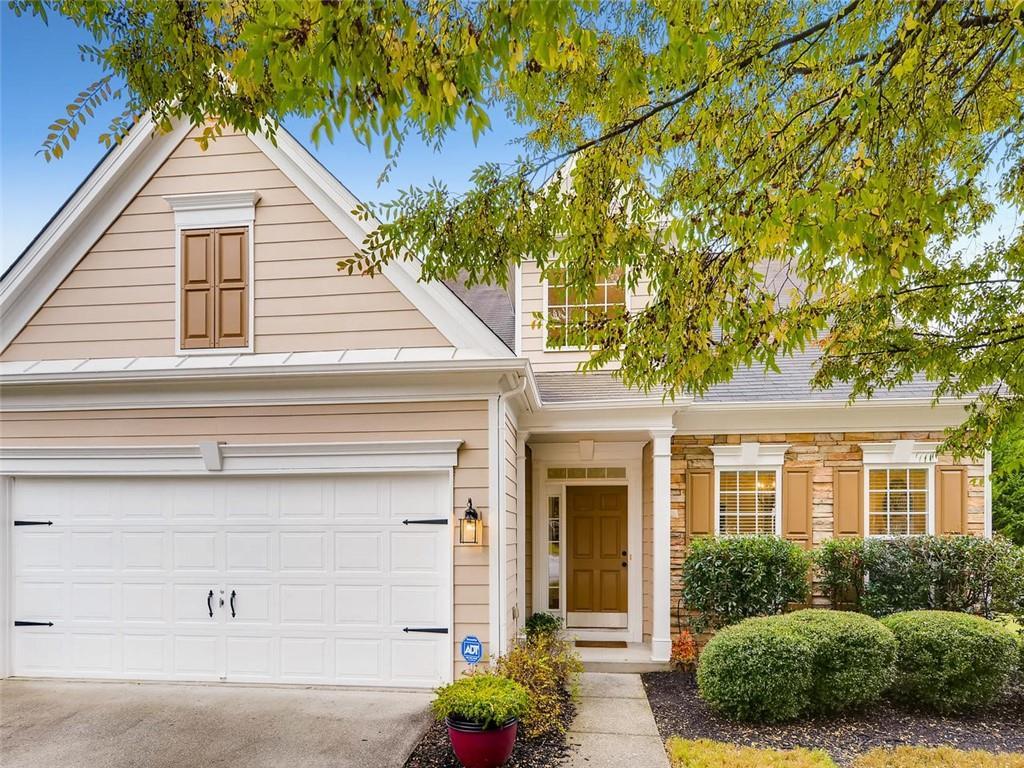 321 Dexter Drive - Photo 1