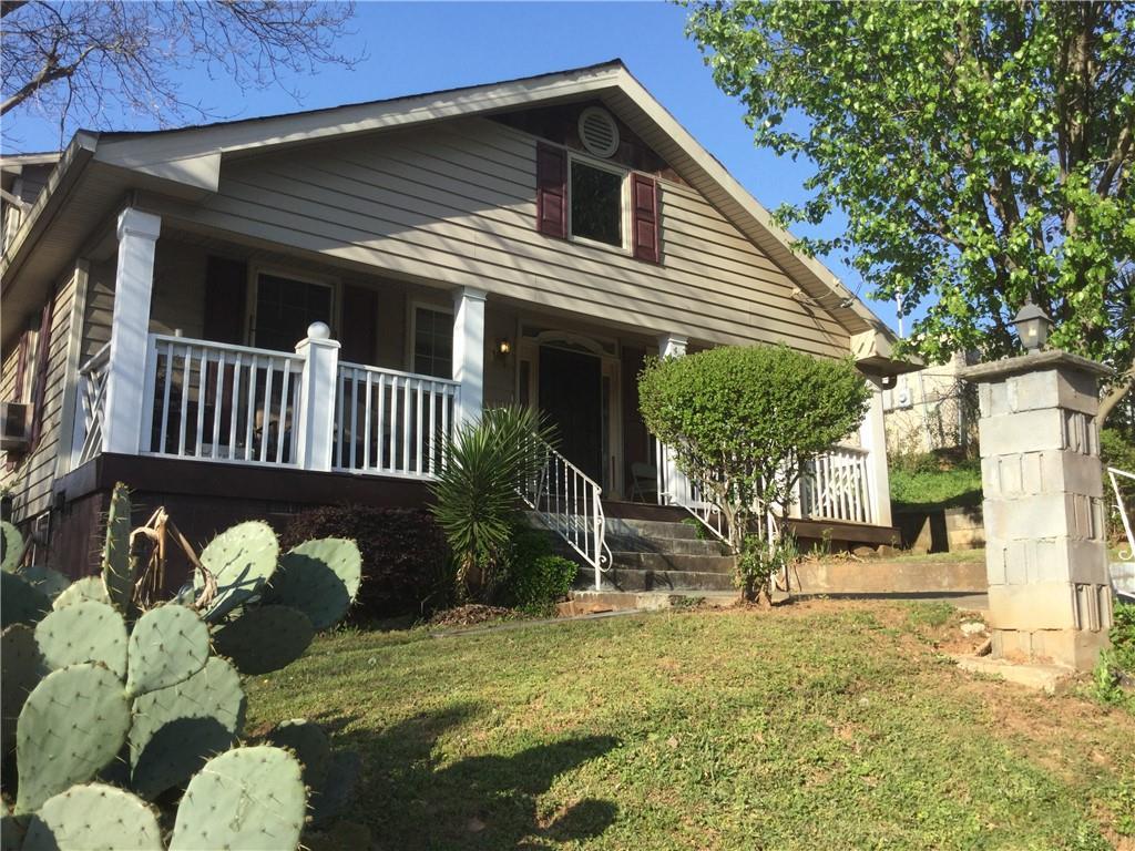212 Little Street - Photo 1