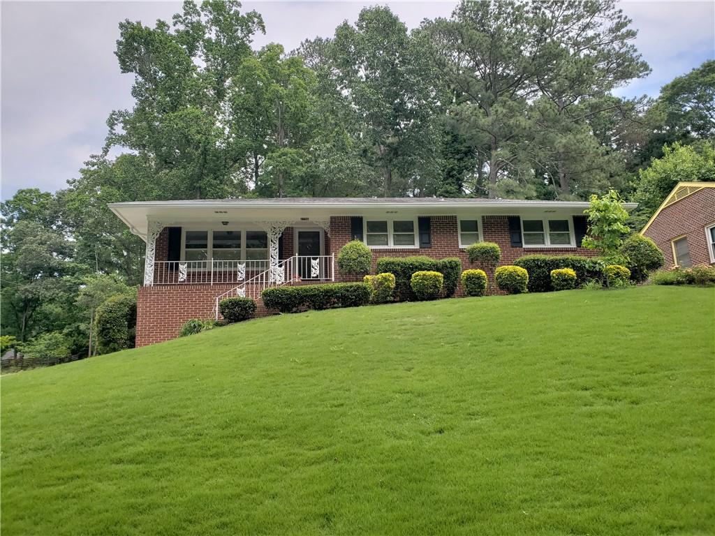 2796 Cloverhurst Drive - Photo 1
