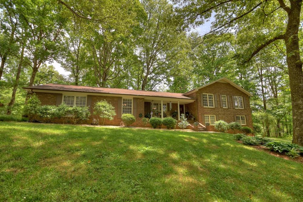 822 Tails Creek Road - Photo 1
