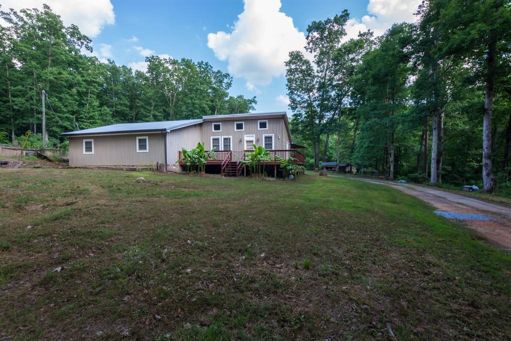 84 Twin Lakes Road - Photo 1