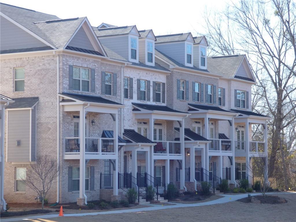 2903 Fuller's Alley - Photo 1