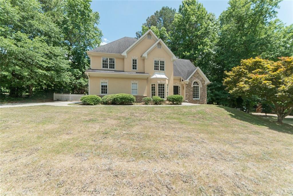 301 Laurel Creek Court - Photo 1