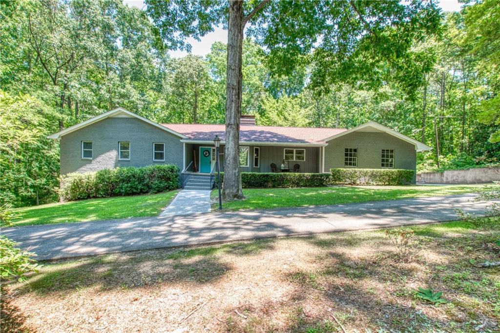 1622 Brooks Road - Photo 1