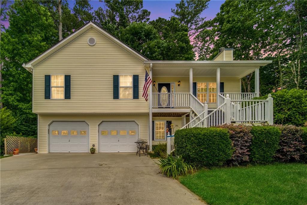 1043 Foxhollow Trail - Photo 1