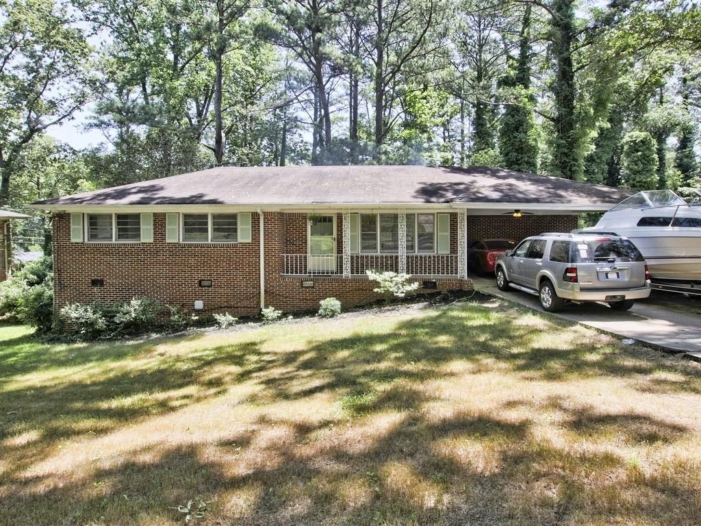 440 Maplecliff Drive - Photo 1